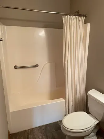 $2,375 | 1066 School Street, Sun Prairie, WI 53590