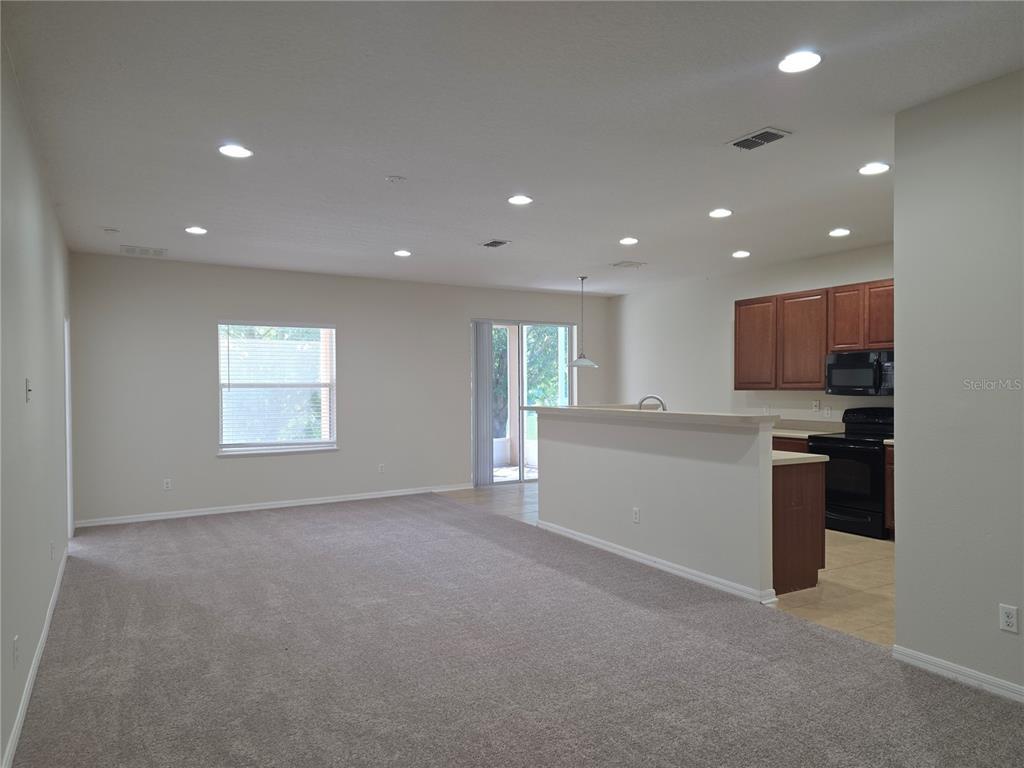 311 Rambling Circle Apopka, FL 32712 - Photo 6 of 26