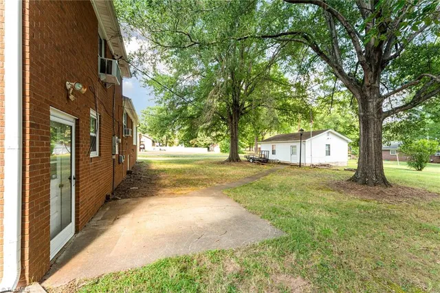 $244,000 | 109 13th Avenue, Mayodan, NC 27027