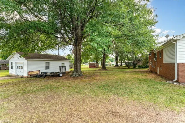 $244,000 | 109 13th Avenue, Mayodan, NC 27027