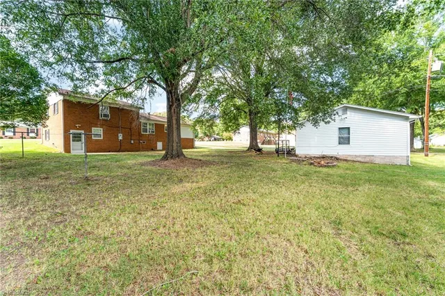 $244,000 | 109 13th Avenue, Mayodan, NC 27027