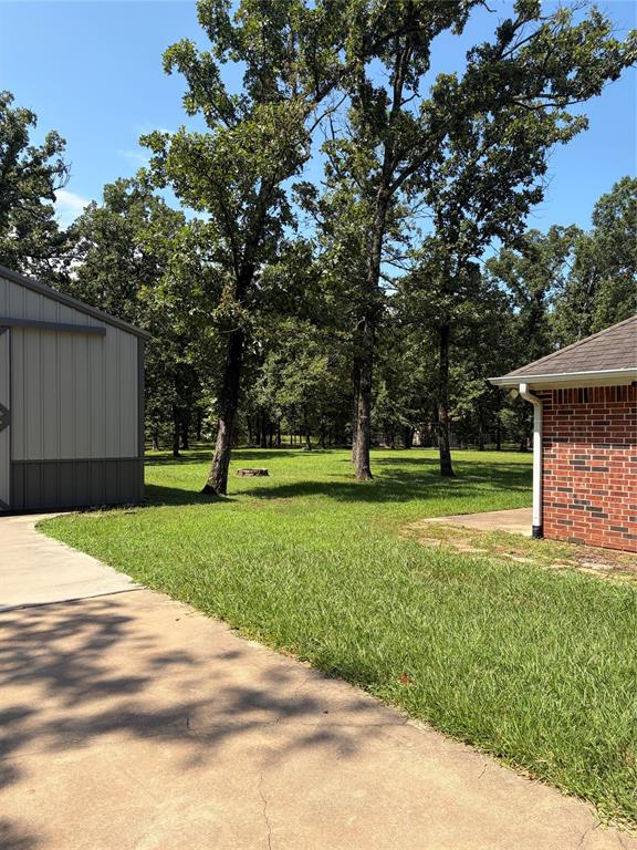 320 County Road Paris, TX 75462 - Photo 5 of 25