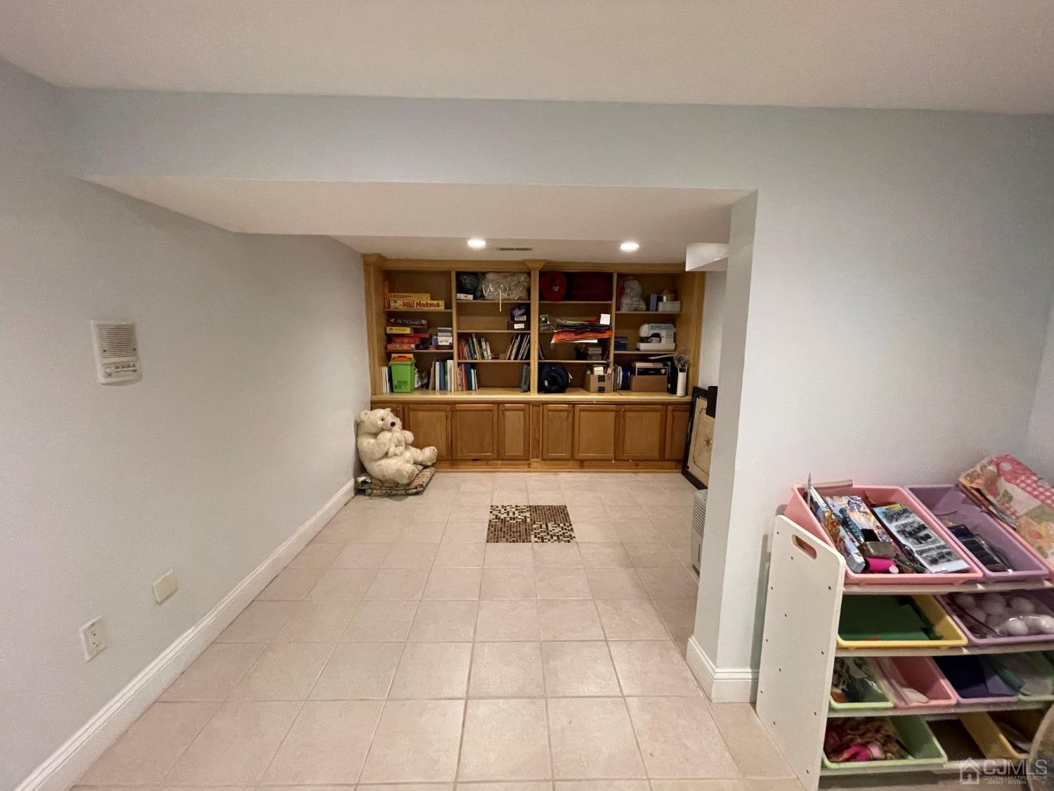 12 Ramsey Road Edison, NJ 08820 - Photo 26 of 30