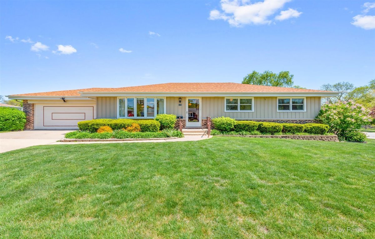 505 North Green Ridge Street Addison, IL 60101 - Photo 1 of 29