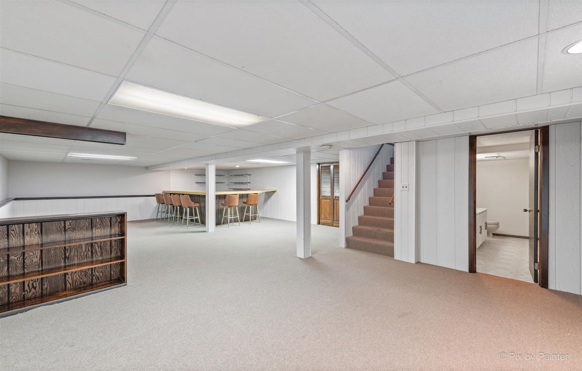 505 North Green Ridge Street Addison, IL 60101 - Photo 18 of 29
