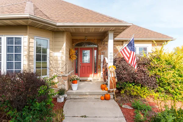 $744,900 | 2601 North 3653rd Road, Sheridan, IL 60551