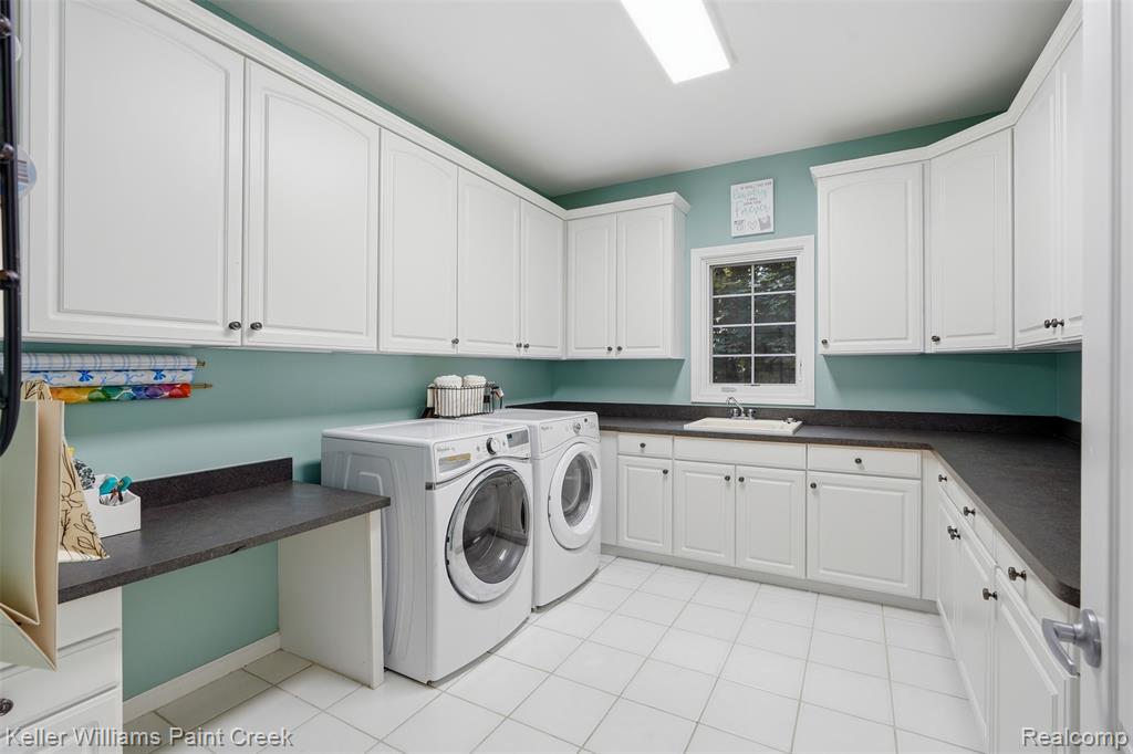 2784 Murfield Court Rochester, MI 48306 - Photo 17 of 52