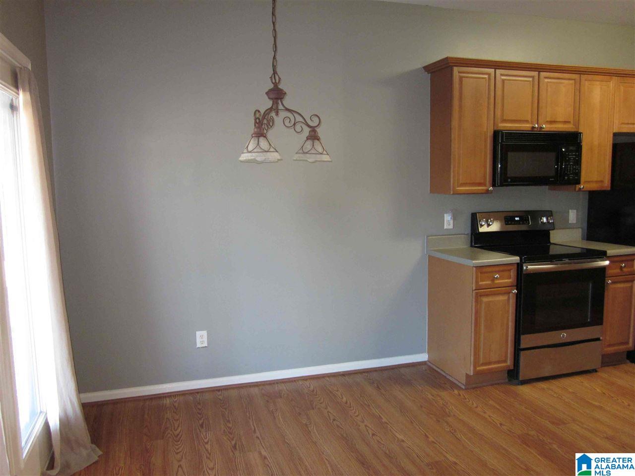 2008 Lake Circle Sterrett, AL 35147 - Photo 4 of 22