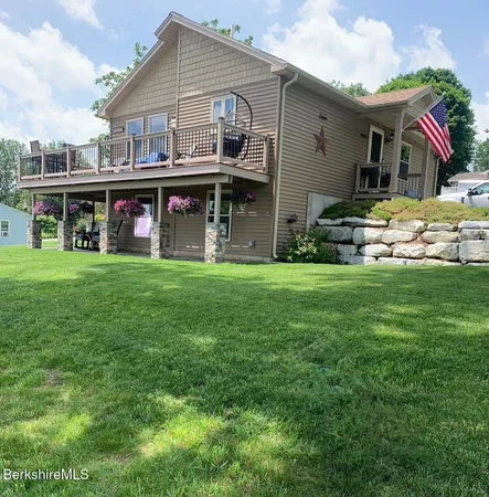 $649,900 | 200 Narragansett Avenue, Lanesborough, MA 01237