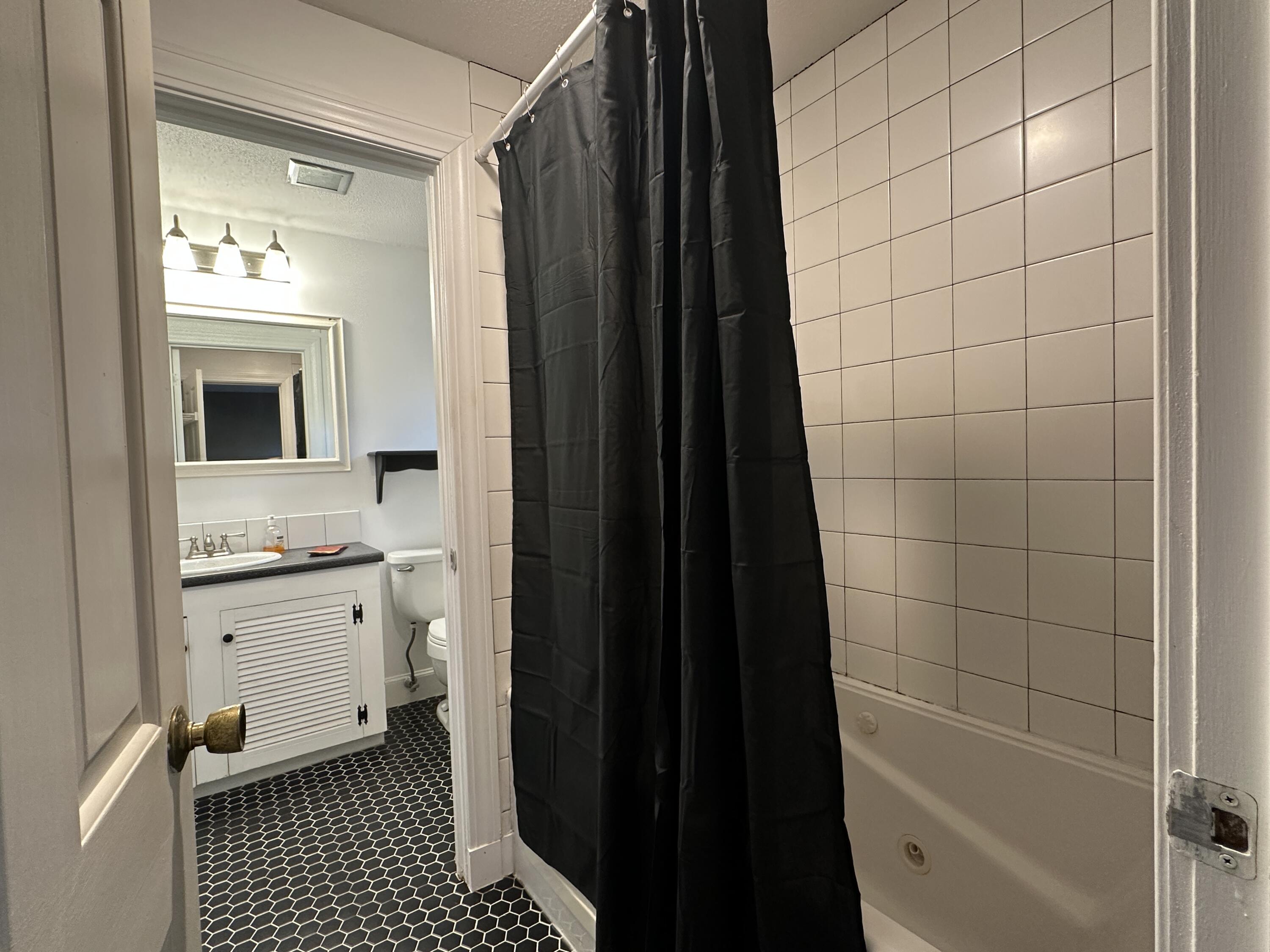 1 Pine Ridge Road Saco, ME 04072 - Photo 32 of 54 2nd BA shower2