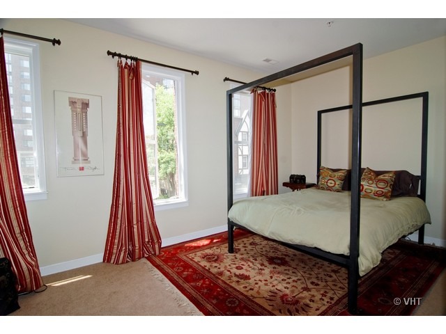 182 North Marion Street, Unit NONE Oak Park, IL 60301 - Photo 14 of 25