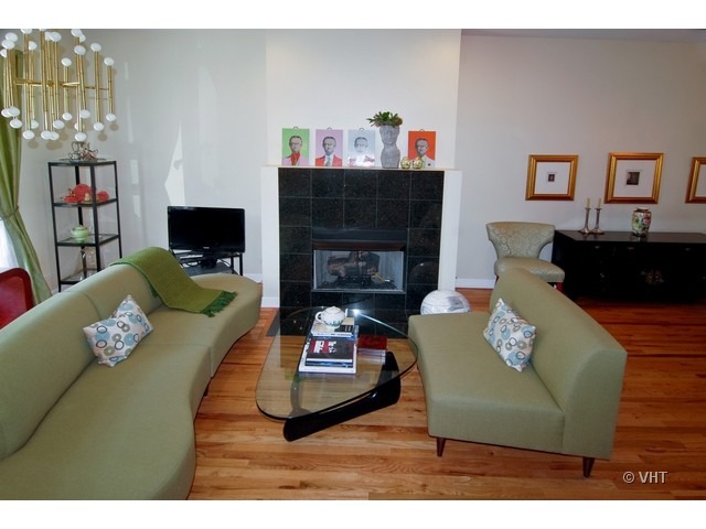 182 North Marion Street, Unit NONE Oak Park, IL 60301 - Photo 4 of 25