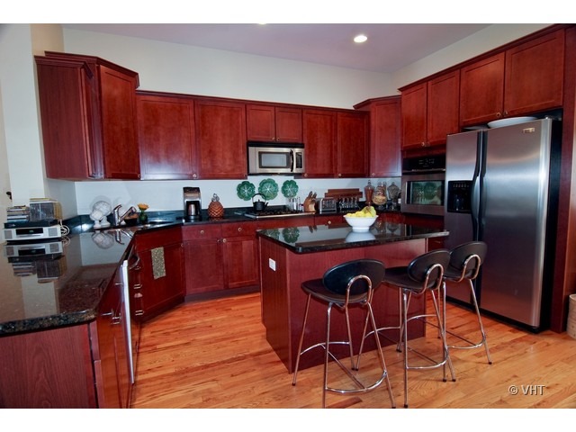 182 North Marion Street, Unit NONE Oak Park, IL 60301 - Photo 6 of 25