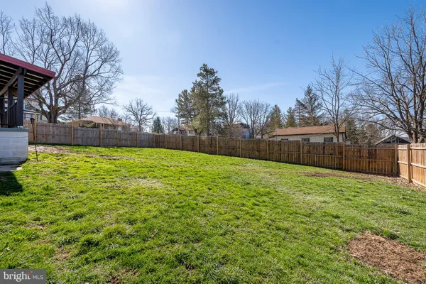 $199,900 | 207 Shenandoah Avenue, Oakland, MD 21550