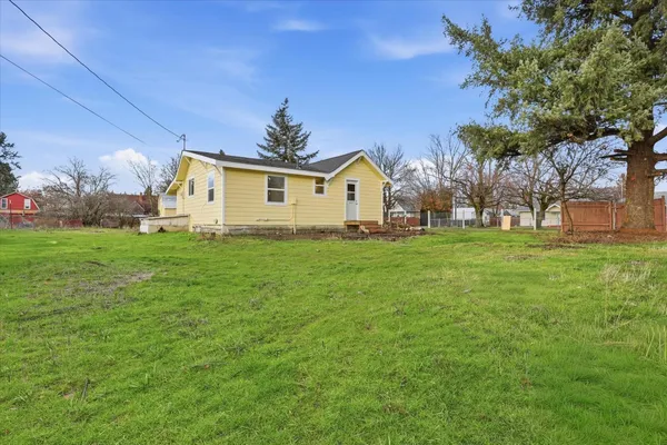 $289,990 | 14902 East Valleyway Avenue, Spokane Valley, WA 99216