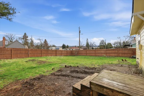 $289,990 | 14902 East Valleyway Avenue, Spokane Valley, WA 99216