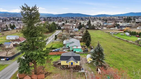 $289,990 | 14902 East Valleyway Avenue, Spokane Valley, WA 99216