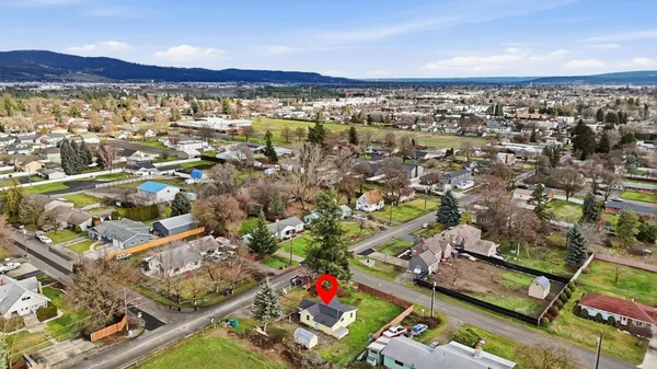 $289,990 | 14902 East Valleyway Avenue, Spokane Valley, WA 99216