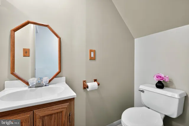 $479,000 | 7903 Capricorn Terrace, Rockville, MD 20855