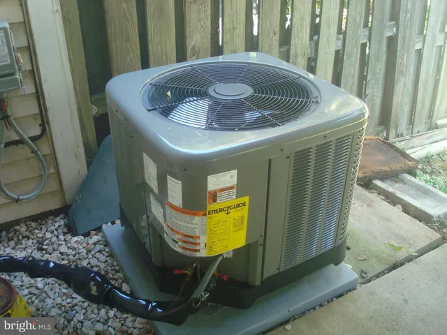 $479,000 | 7903 Capricorn Terrace, Rockville, MD 20855