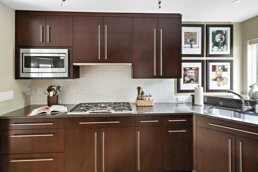 64 Grozier Road, Unit R Cambridge, MA 02138 - Photo 6 of 24