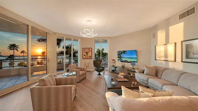 a view of a garden with patio