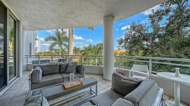 $2,850,000 | 500 South Palm Avenue, Unit 31, Sarasota, FL 34236