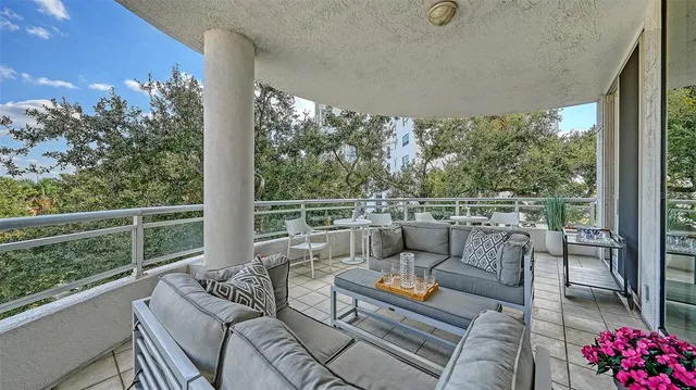 $2,850,000 | 500 South Palm Avenue, Unit 31, Sarasota, FL 34236