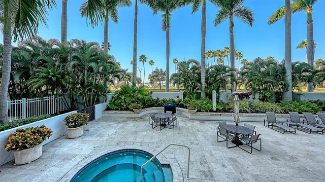 $2,850,000 | 500 South Palm Avenue, Unit 31, Sarasota, FL 34236