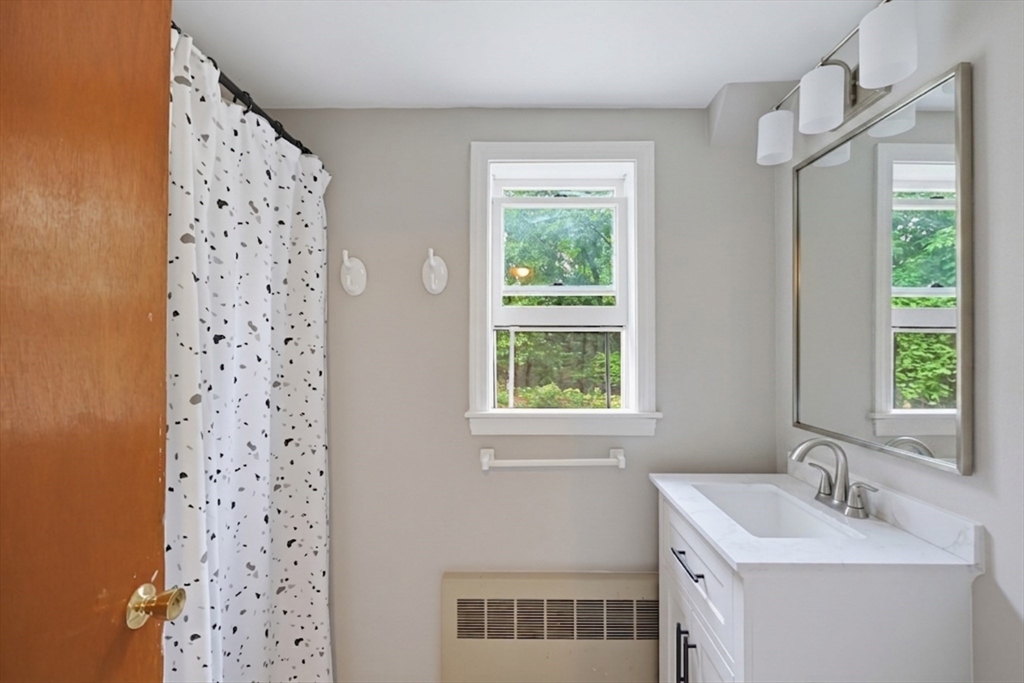 103 John Carver Road Reading, MA 01867 - Photo 25 of 38