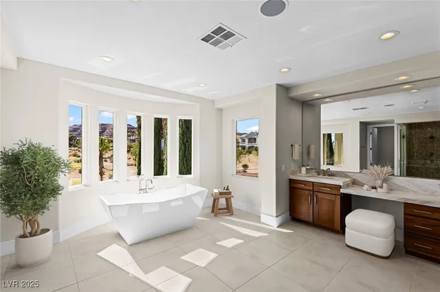 $3,600,000 | 1975 Alcova Ridge Drive, Las Vegas, NV 89135