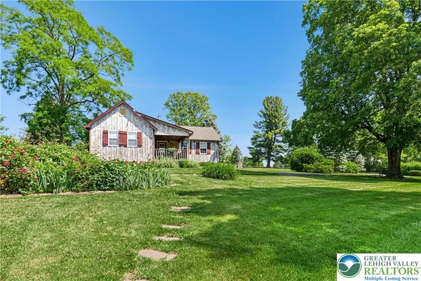 $3,995,000 | 1720 Molasses Way, Quakertown, PA 18951