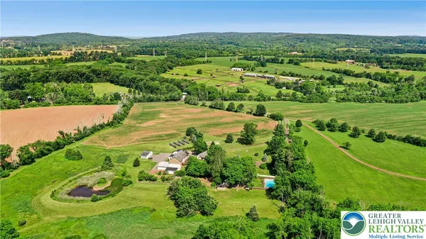 $3,995,000 | 1720 Molasses Way, Quakertown, PA 18951