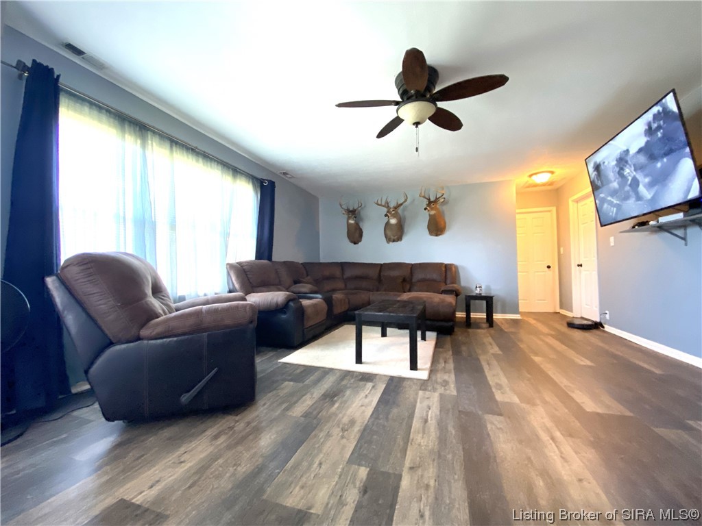428 West Craig Road Scottsburg, IN 47170 - Photo 8 of 16 Gallery Image 8