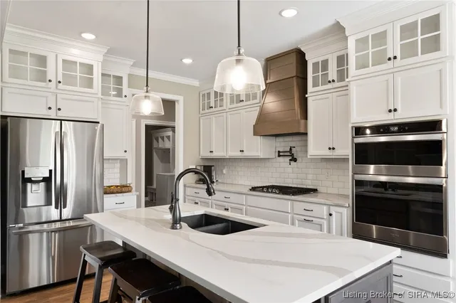 $579,900 | 1739 Augusta Parkway, Henryville, IN 47126