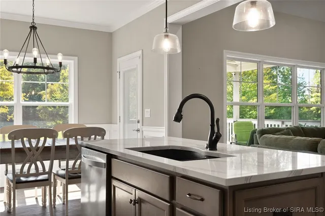 $579,900 | 1739 Augusta Parkway, Henryville, IN 47126