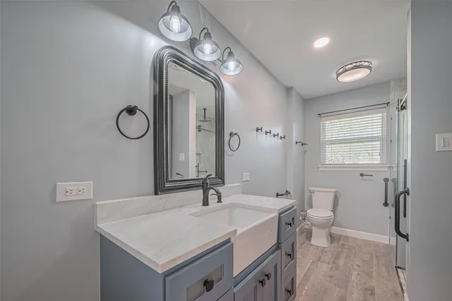 a view of walk in closet