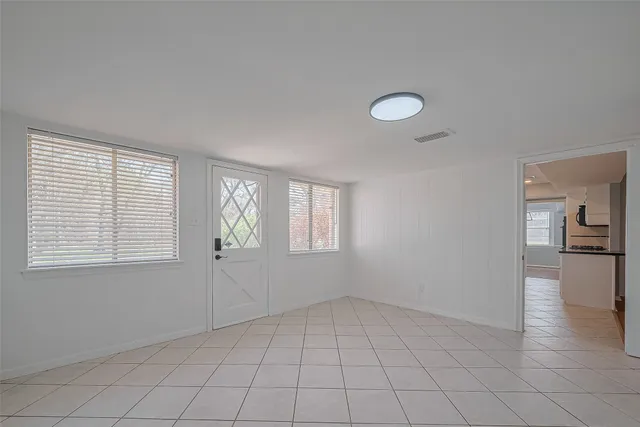 $2,500 | 16506 Amcreek Road, Houston, TX 77068