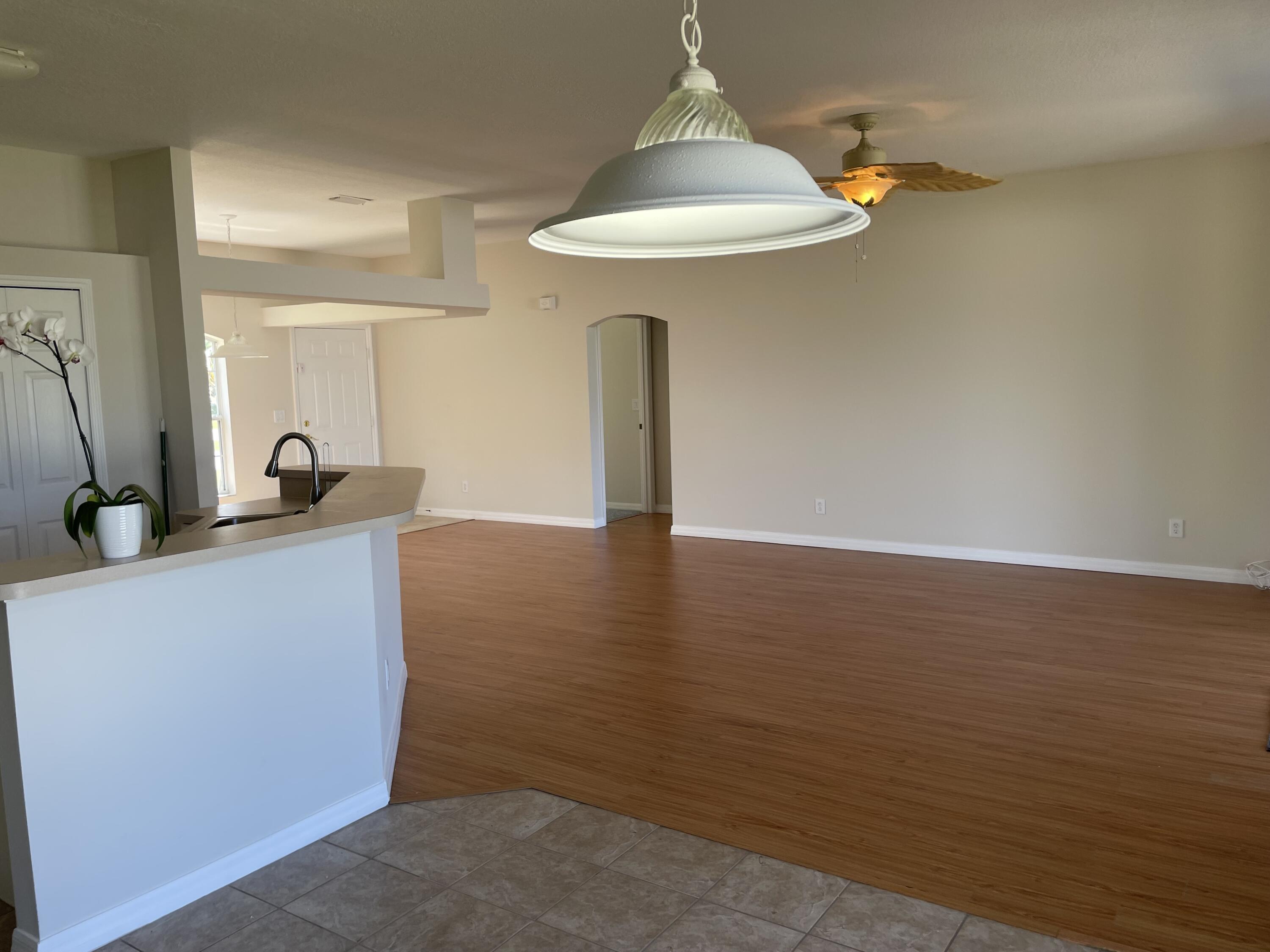 3804 13th Street Sebastian, FL 32976 - Photo 7 of 15 IMG_0316