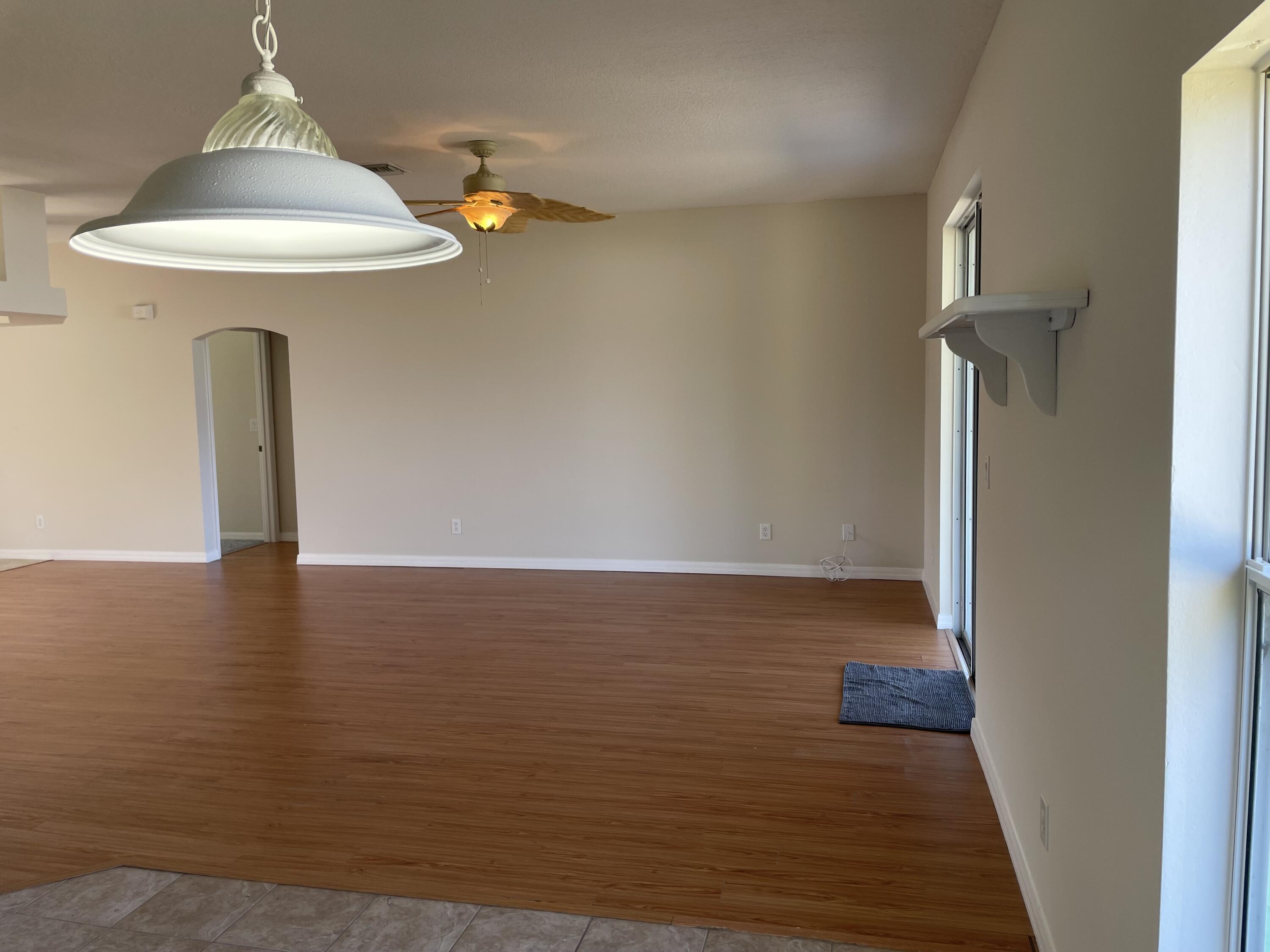 3804 13th Street Sebastian, FL 32976 - Photo 8 of 15 IMG_0317