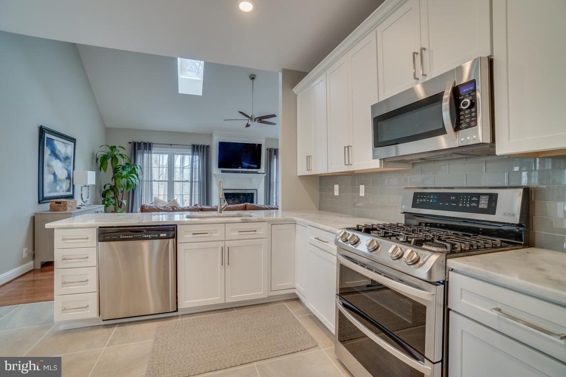 6207 Cardinal Brook Court Springfield, VA 22152 - Photo 18 of 47 Gallery Image 18