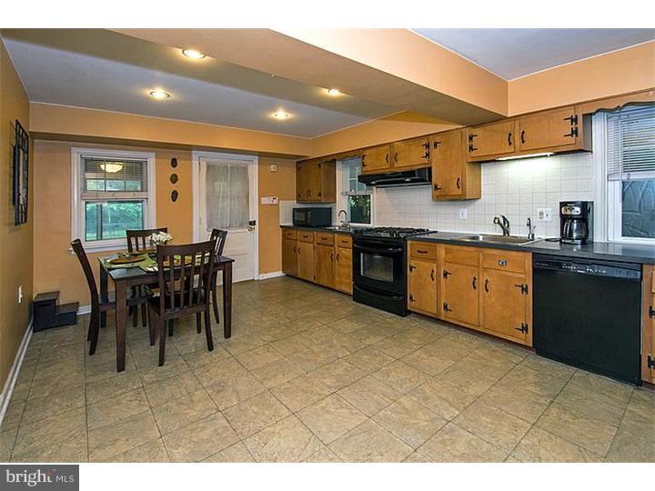 2153 Rush Road Abington, PA 19001 - Photo 8 of 25 Kitchen