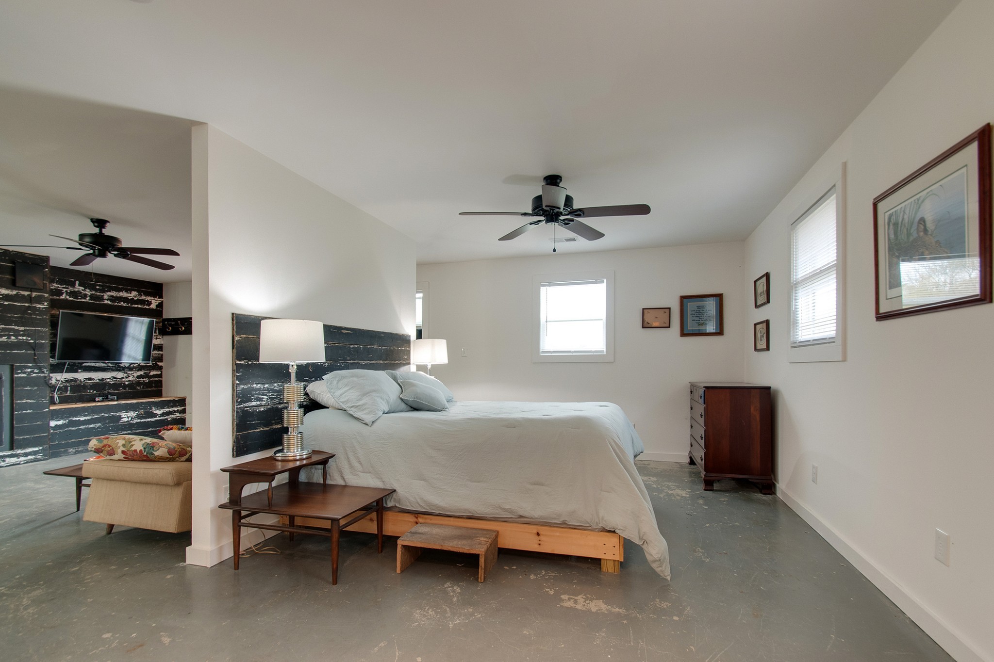 0 Cedar Hill Road Kingston Springs, TN 37082 - Photo 6 of 17 a bedroom with a bed and a couch