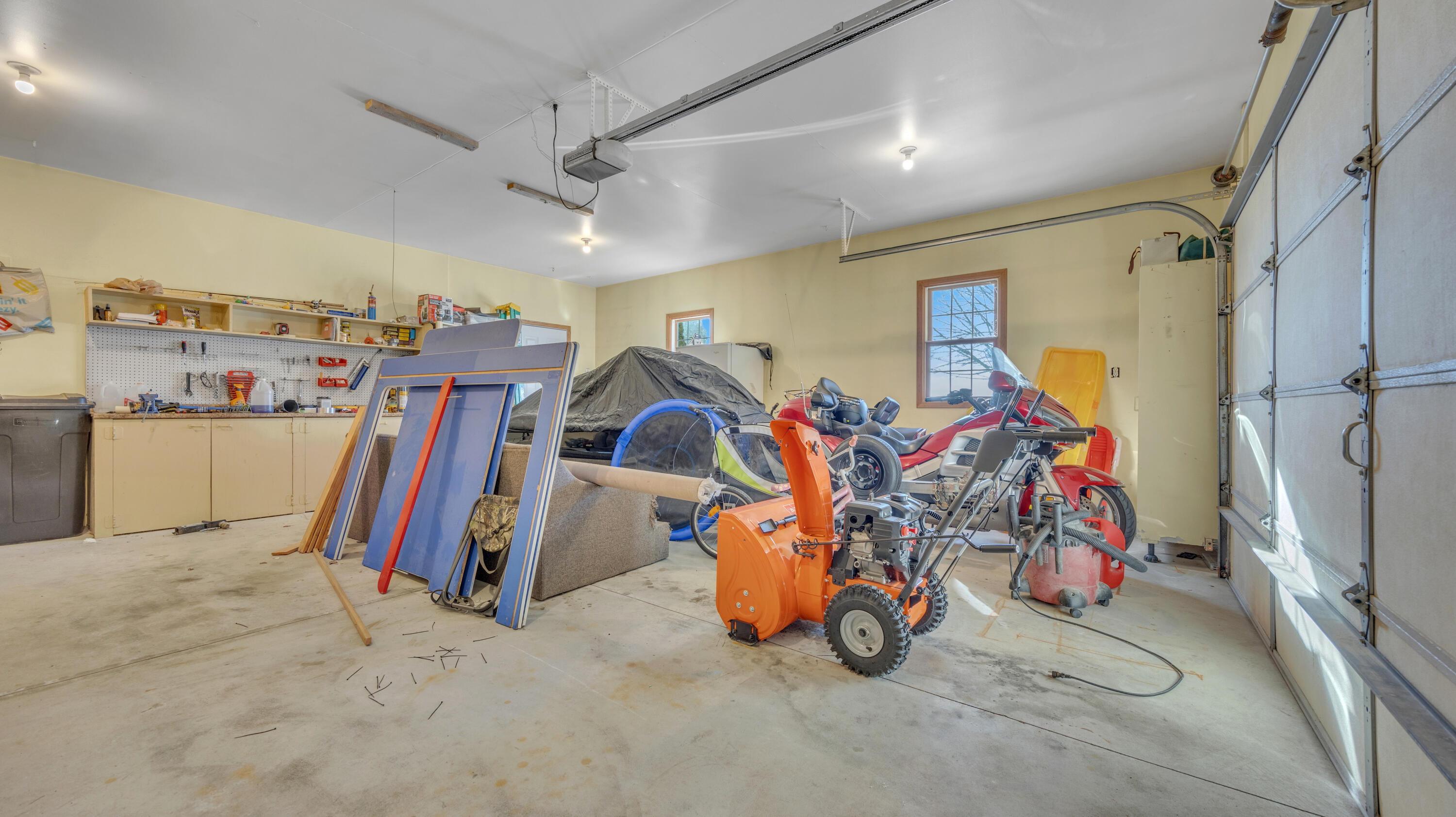 5735 Wind Dancer Court Sheboygan, WI 53081 - Photo 23 of 38 Garage 1