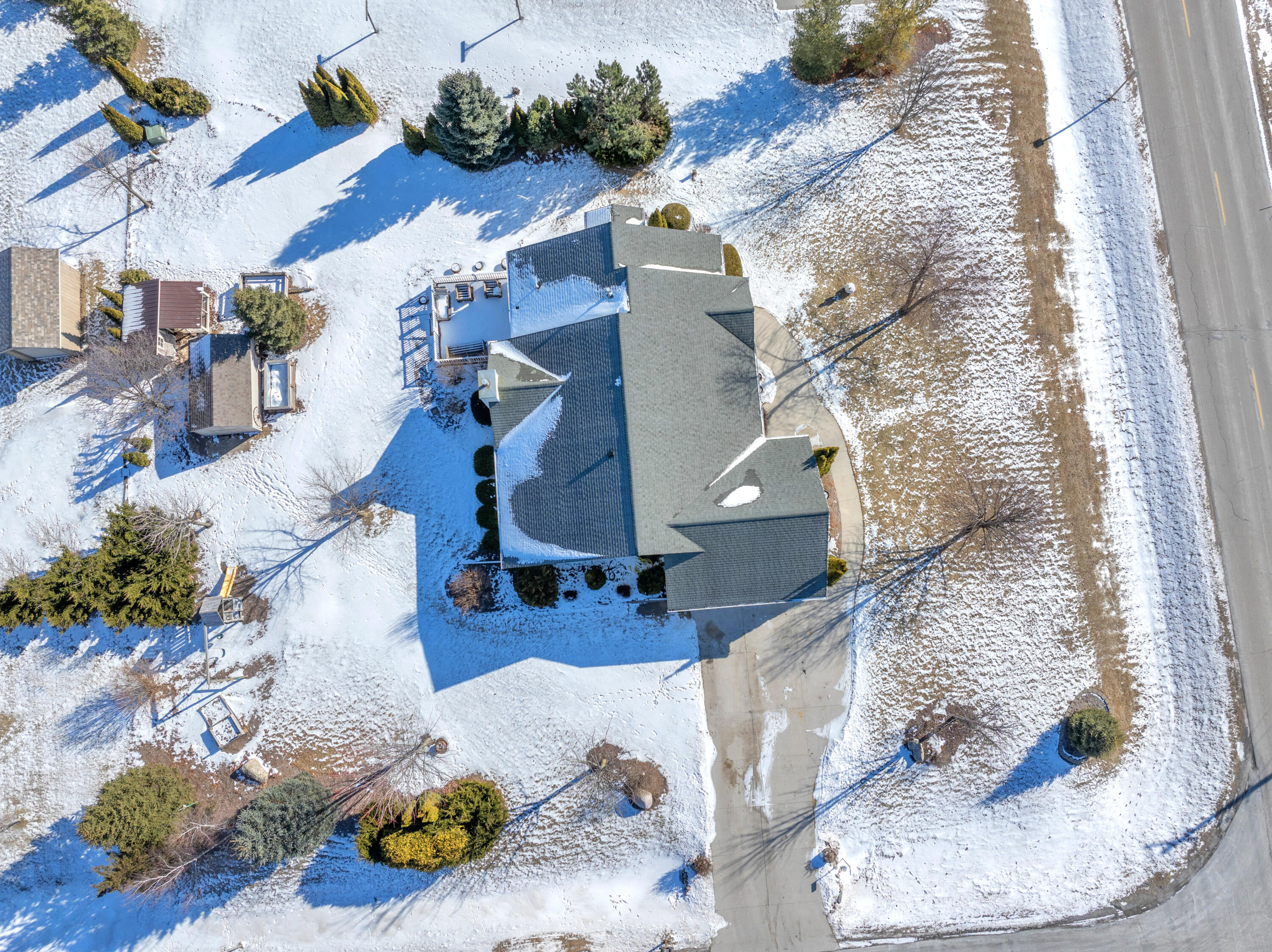5735 Wind Dancer Court Sheboygan, WI 53081 - Photo 26 of 38 Birdseye Aerial 1-1