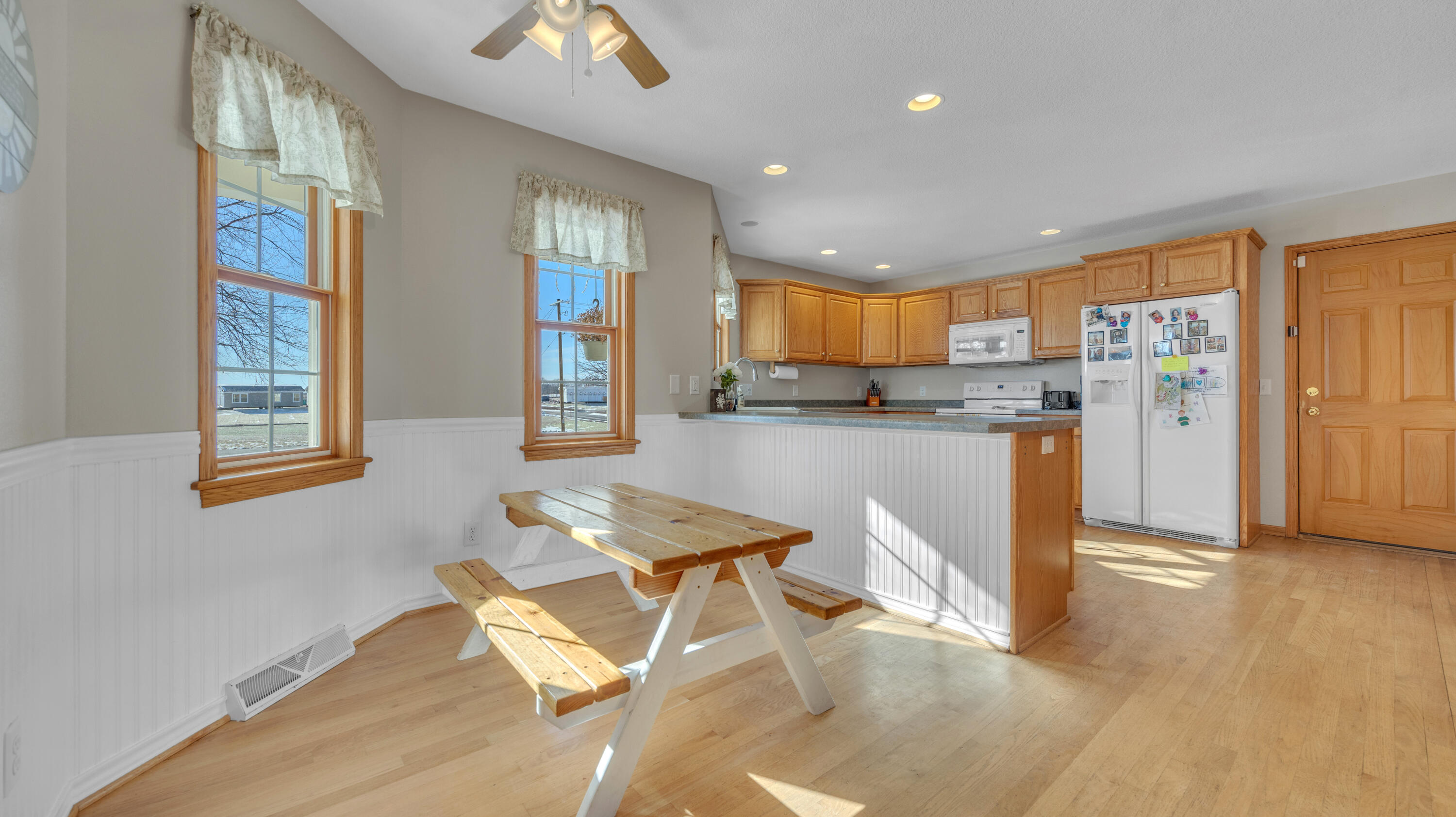 5735 Wind Dancer Court Sheboygan, WI 53081 - Photo 6 of 38 Dining Nook 1
