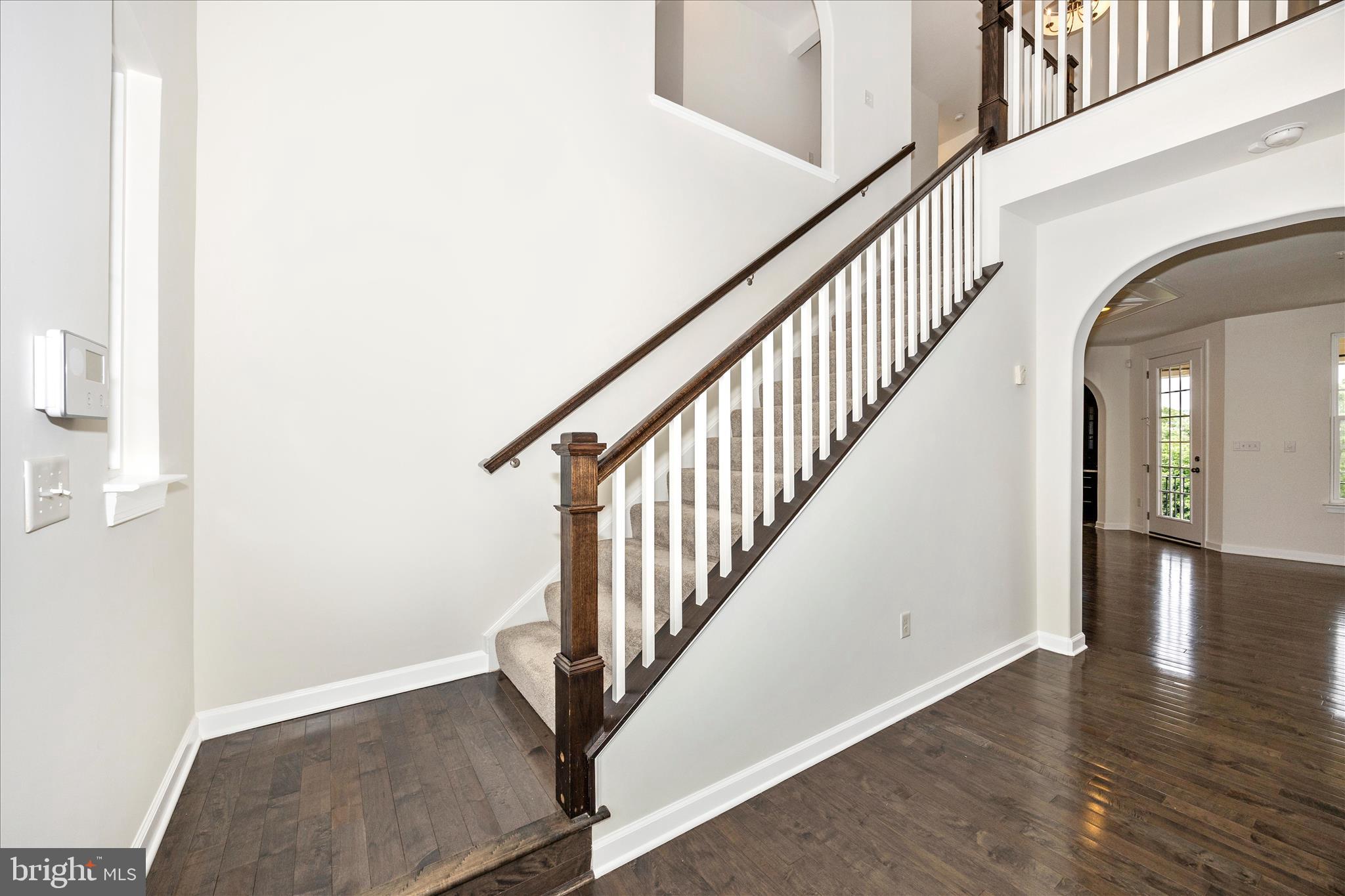 10409 Easterday Road Myersville, MD 21773 - Photo 18 of 57 Foyer