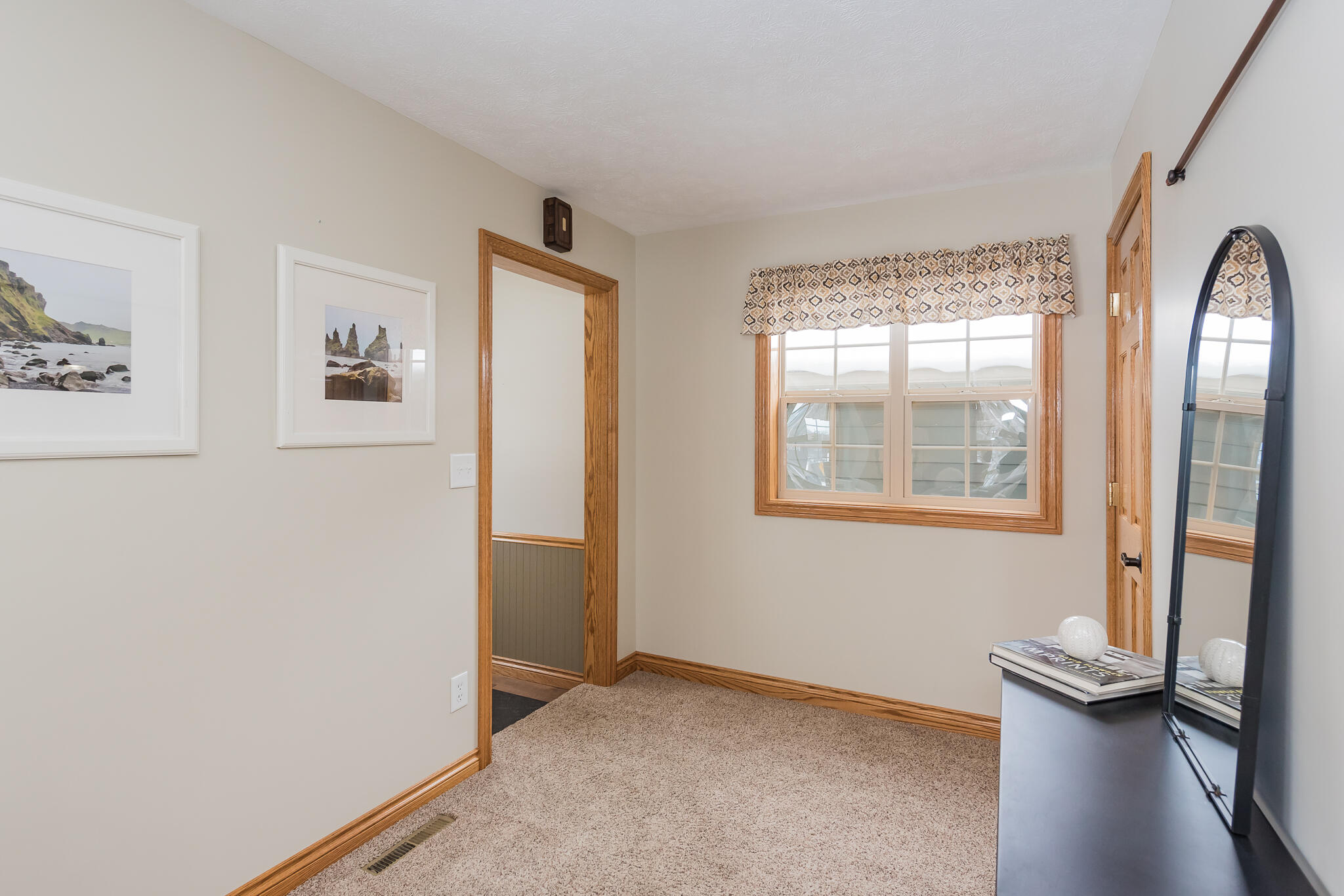 2630 Baldwin Street Jenison, MI 49428 - Photo 9 of 62 Entrance/Living Room