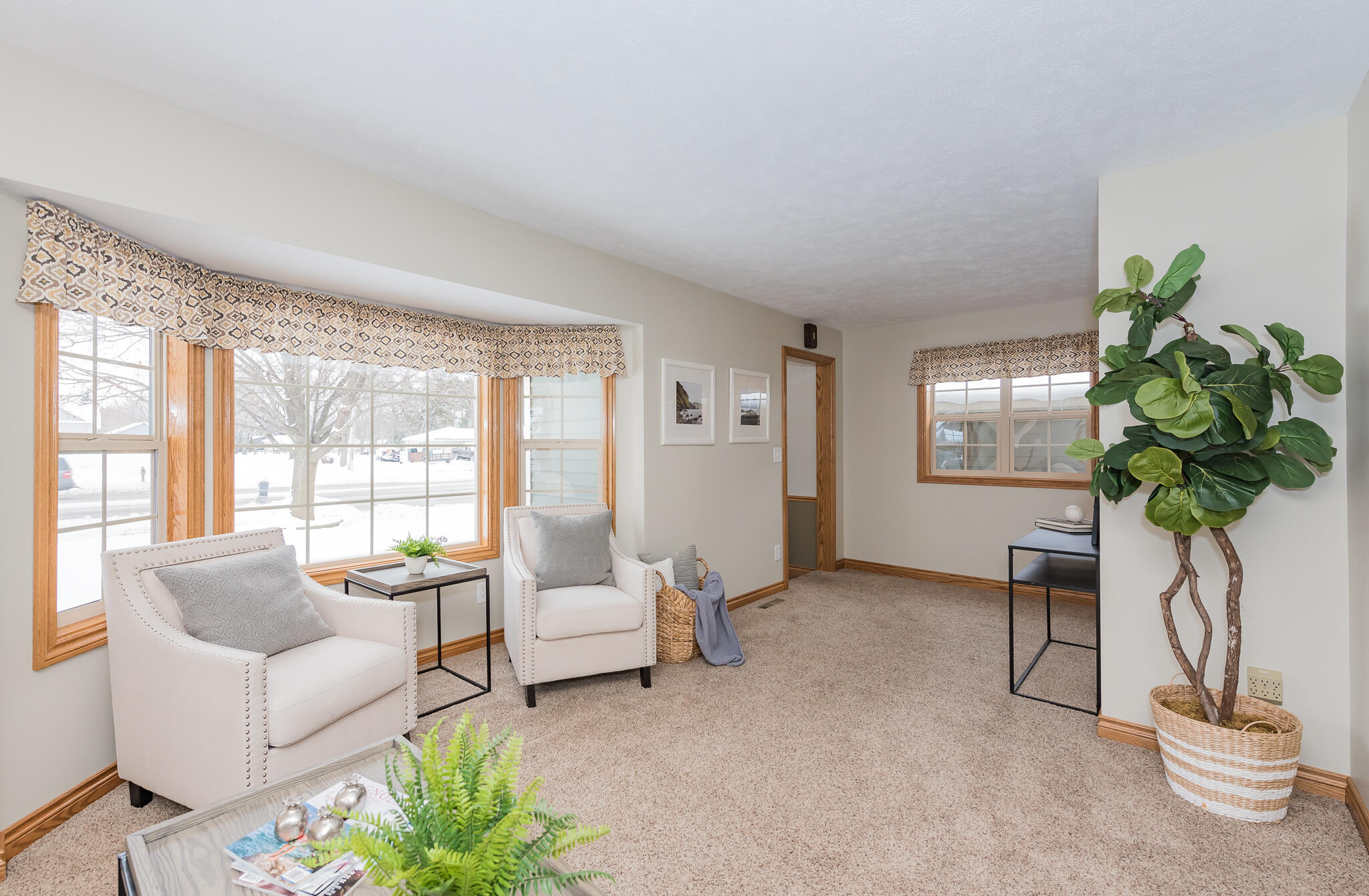 2630 Baldwin Street Jenison, MI 49428 - Photo 10 of 62 Living Room