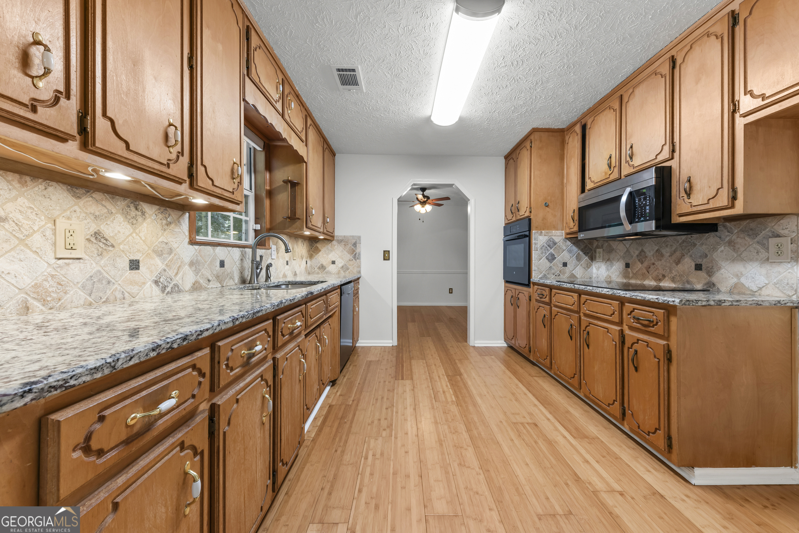 1451 Double Bridges Road Madison, GA 30650 - Photo 20 of 70
